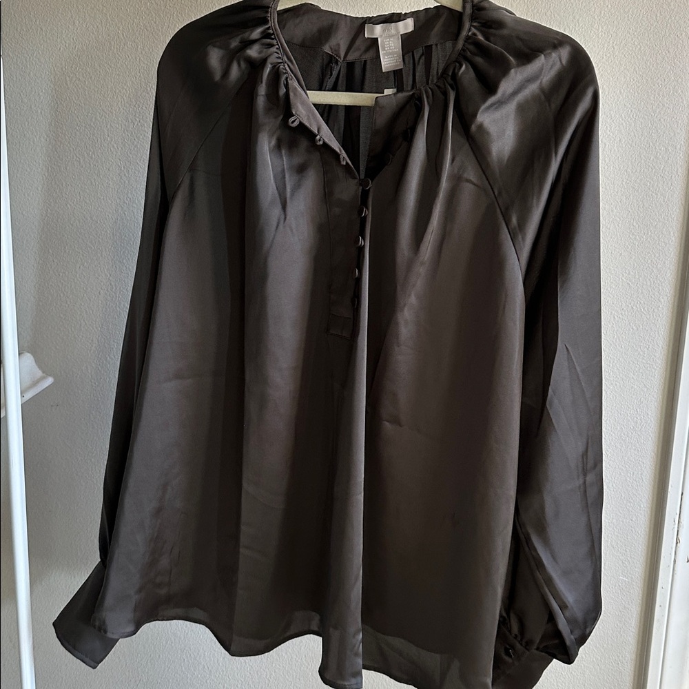 New H&M Elegant Bronze Blouse